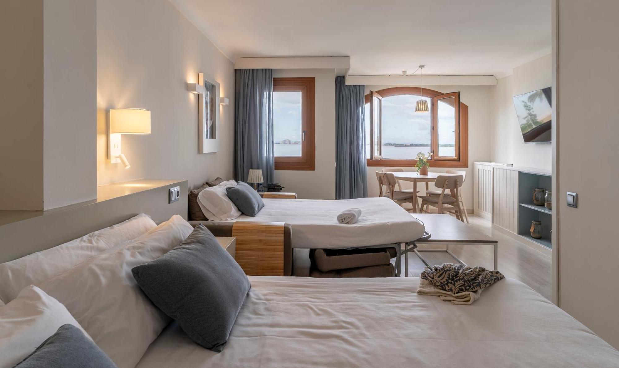 Triple Room Sea View